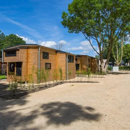 Fraai Tiny House Aan Het Veluwemeer Met Uitzicht & Veranda Сasa de vacaciones Hulshorst